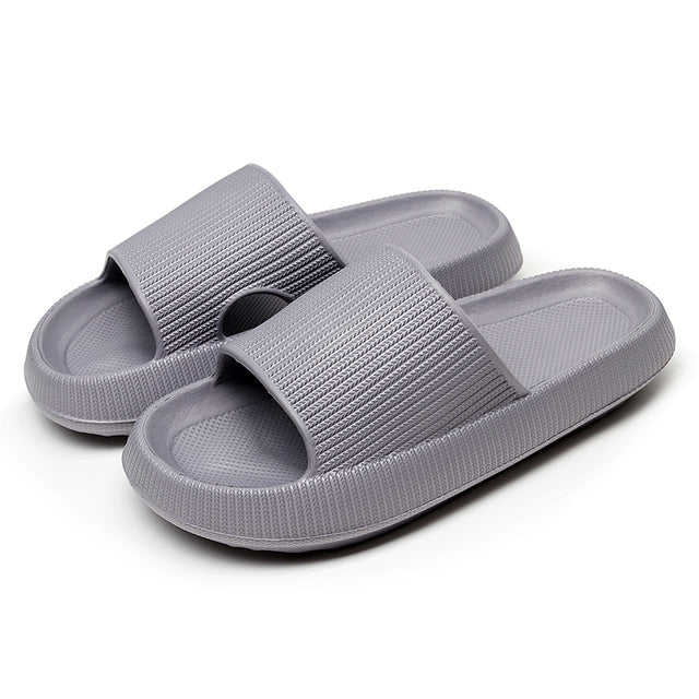 Vitalis Feet|クラウドスリッパ - 快適性と痛みの緩和