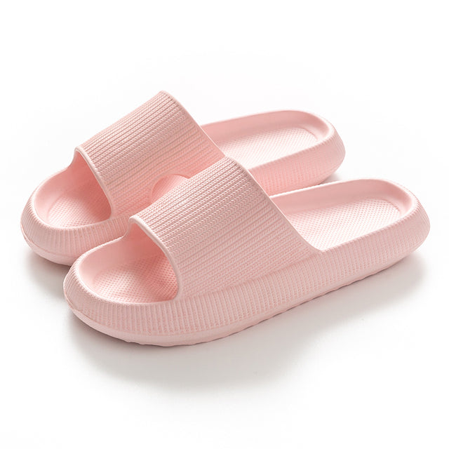 Vitalis Feet|クラウドスリッパ - 快適性と痛みの緩和
